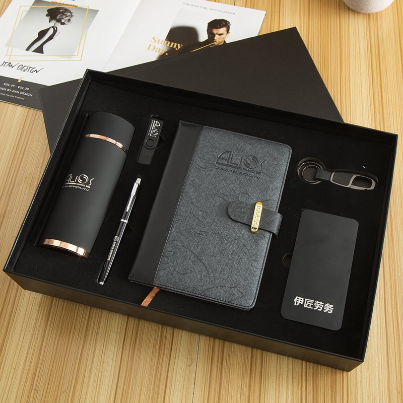 企业礼品定制行业新趋势：与时俱进的商务名片